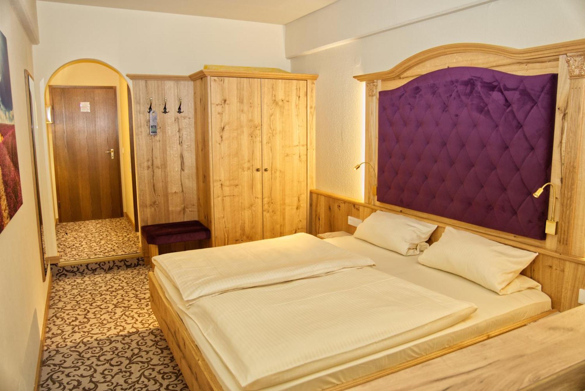 Hotel Gondel Altenkunstadt Kültér fotó