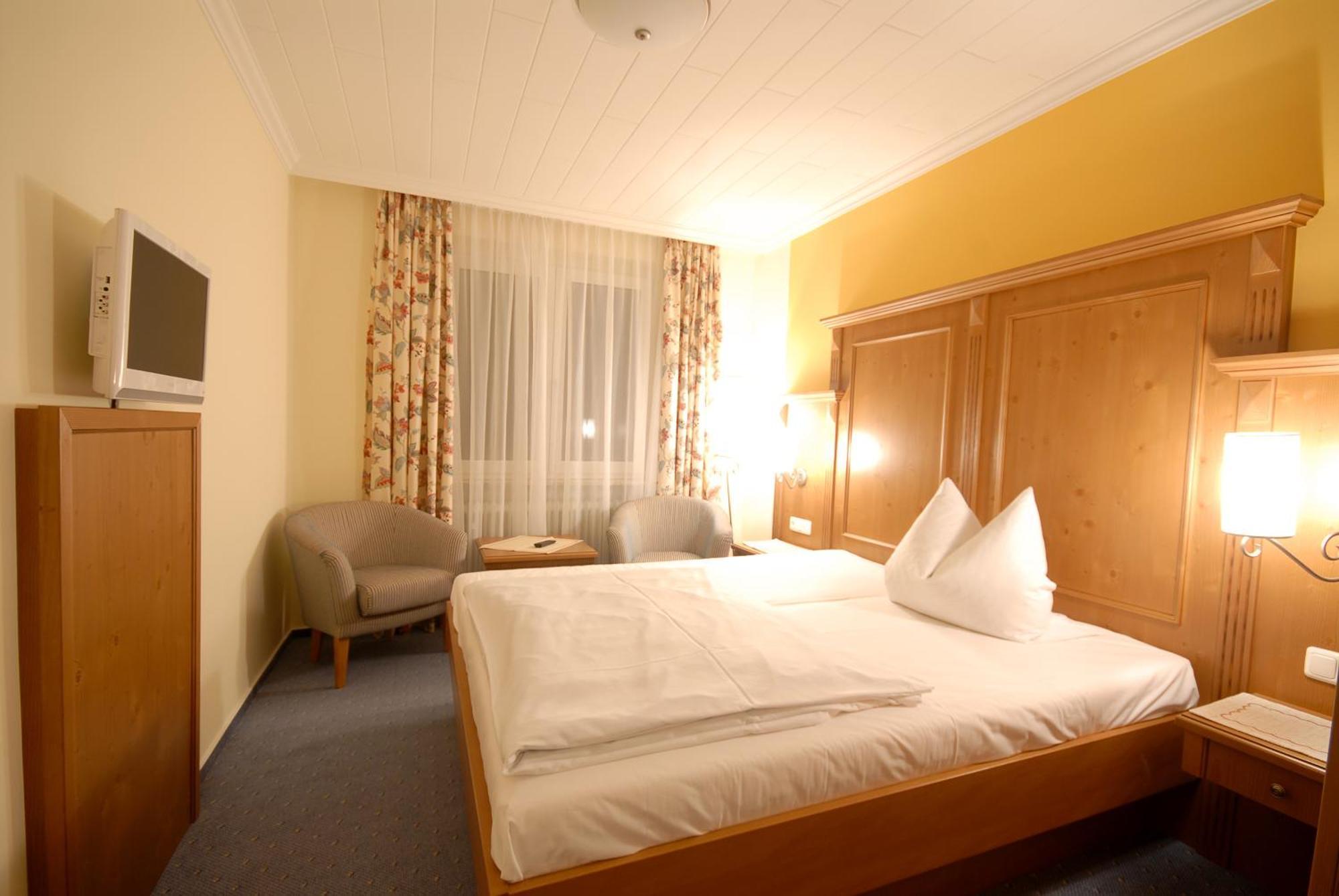 Hotel Gondel Altenkunstadt Kültér fotó