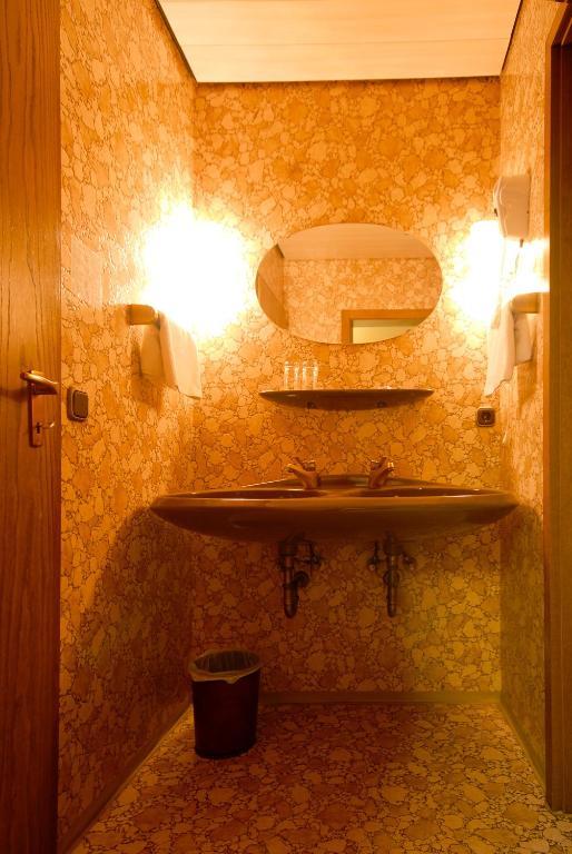 Hotel Gondel Altenkunstadt Szoba fotó